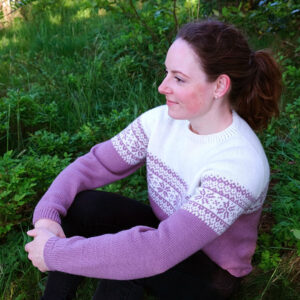 Bluum strikk til dame - Stjerne-genser i Pure Eco Baby Wool