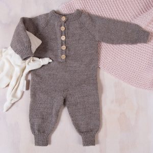Bluum strikkedress med raglan i Pure Eco Baby Wool