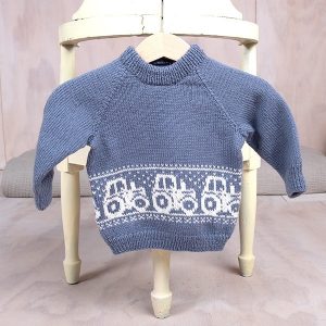 Bluum strikkegenser - Traktorgenseren i Pure Eco Baby Wool