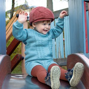 Bluum strikkegenser og bloomer - Hardanger i Pure Eco Baby Wool