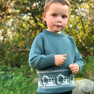 Bluum strikk - Gravemaskin-genseren i Pure Eco Baby Wool