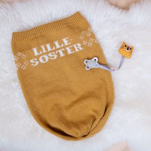 Bluum strikk - Kosepose Lillesøster i Pure Eco Baby Wool