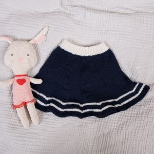 Bluum strikk - Matros sett m/skjørt i Pure Eco Baby Wool