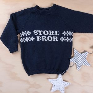 Bluum strikk - Storebror-genseren i Pure Eco Baby Wool
