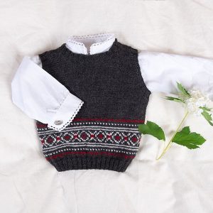 Strikk Festsett m/vest, nikkers og lue - garnpakke i Bluum Pure Eco Baby