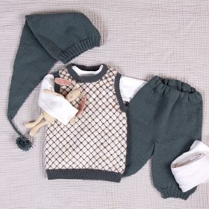 Strikkesett Stas-vest m/nikkers og nisselue - garnpakke i Bluum Soft Merino Ull