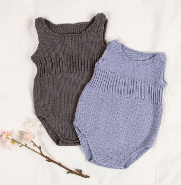 Strikkeromper med ribb 2 stk - garnpakke fra Bluum i Zarina Merino Ull
