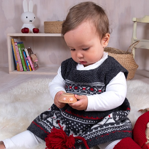 Strikkekjole Kronestakken - garnpakke i Bluum Pure Eco Baby Wool
