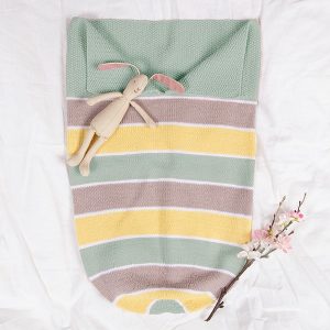 Strikk Kosepose Sukkerspinn - garnpakke i Bluum Soft Merino Ull