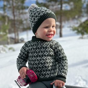 Strikkesett Snøfnugg-genser med lue - garnpakke i Bluum Soft Merino Ull