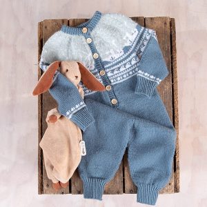 Strikkedress Lofoten - garnpakke i Bluum Soft Merino Ull