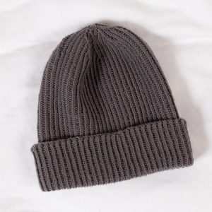 Bluum strikk - Lue i ribb - gratis strikkeoppskrift - Image 4