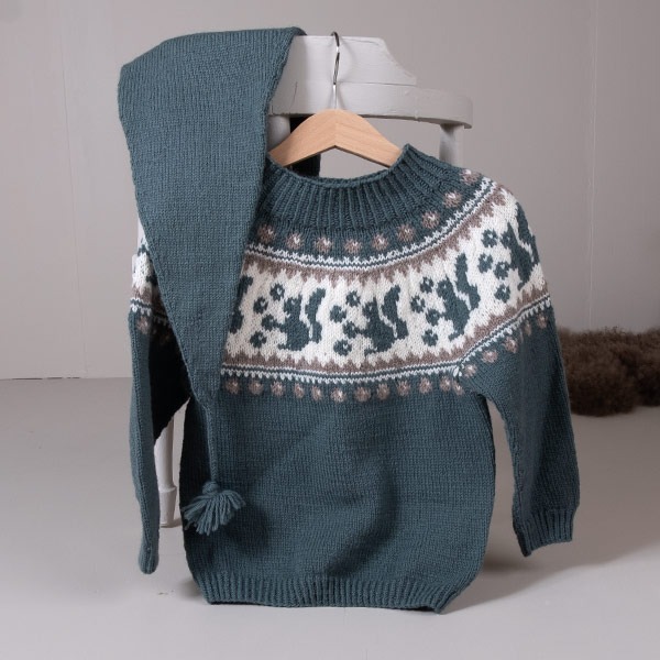 Strikkegenser Ekorn m/nisselue - garnpakke i Bluum Pure Eco Baby Wool
