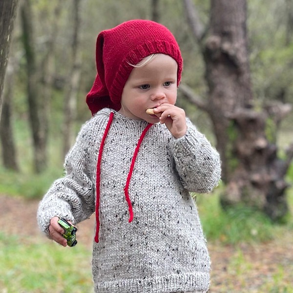 Strikk hettegenser Charlie m/nisselue til barn - garnpakke fra Bluum i Møy Tweed