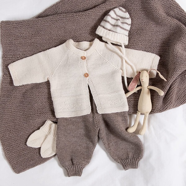 Strikkesett Babypakke Stjerne - garnpakke i Bluum Pure Eco Baby Wool