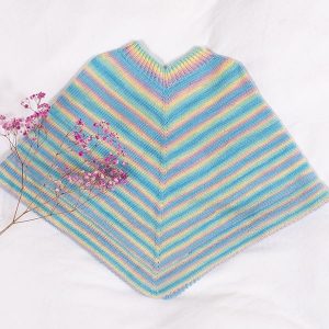 Strikk Poncho Fargespill - garnpakke i Bluum Soft Merino Ull