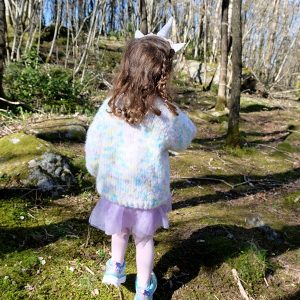 Strikkegenser Unicorn - garnpakke fra Bluum i Fnugg