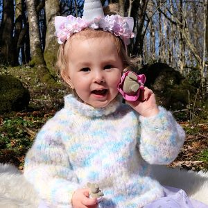 Strikkegenser Unicorn - garnpakke fra Bluum i Fnugg