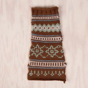 Strikkegenser Ingrid til dame - garnpakke i Bluum Soft Merino Ull