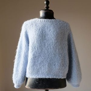 Strikkegenser Martine til dame - garnpakke fra Bluum i Fnugg