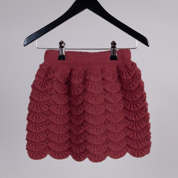 Strikkeskjørt Bølge - garnpakke i Bluum Soft Merino Ull