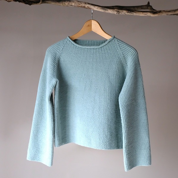Strikkegenser Timian til dame - garnpakke i Bluum Soft Merino Ull