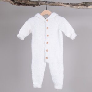 Strikkedress med hette - garnpakke fra Bluum i Fluffy