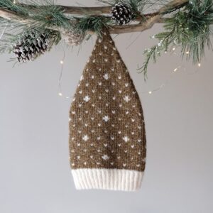 Strikkegenser Skitur m/lang lue - garnpakke fra Bluum i Fluffy