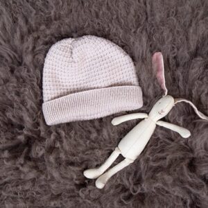 Strikkesett Hugo m/genser, bukse og lue - garnpakke i Bluum Soft Merino Ull