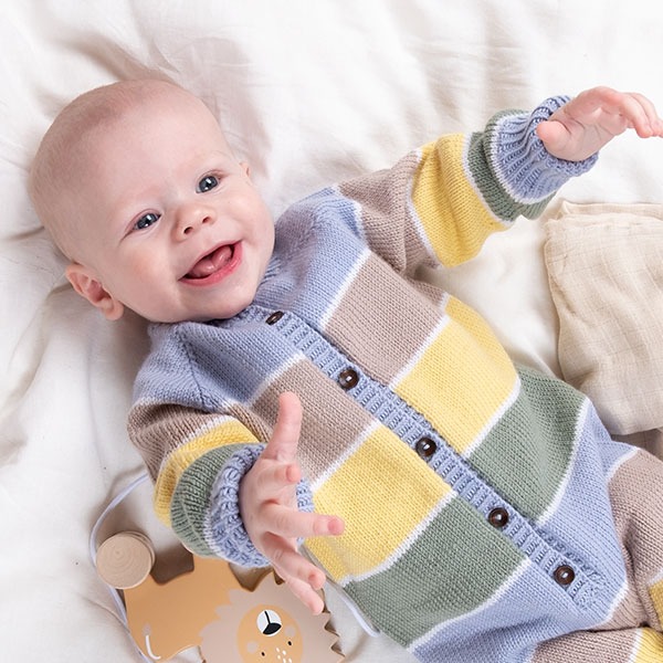 Strikkedress Sukkerspinn med raglan - garnpakke i Bluum Soft Merino Ull