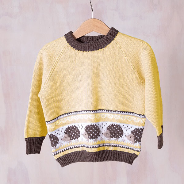 Strikkegenser Pinnsvin i hagen - garnpakke i Bluum Soft Merino Ull