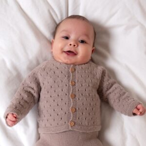 Strikkesett Babysett Madicken - garnpakke i Bluum Soft Merino Ull