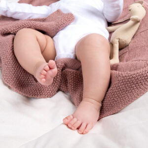 Strikk Babyteppe - garnpakke i Bluum Pure Eco Baby Wool