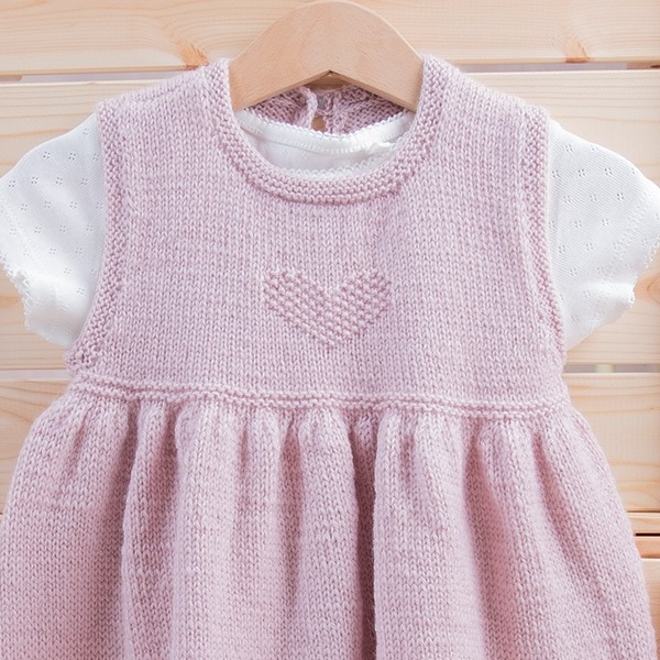 Strikkekjole Hjerte - garnpakke i Bluum Pure Eco Baby Ull