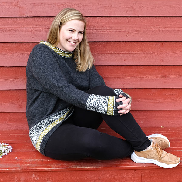 Strikkegenser Elin dame Koksgrå - garnpakke i Bluum Pure Eco Baby Wool