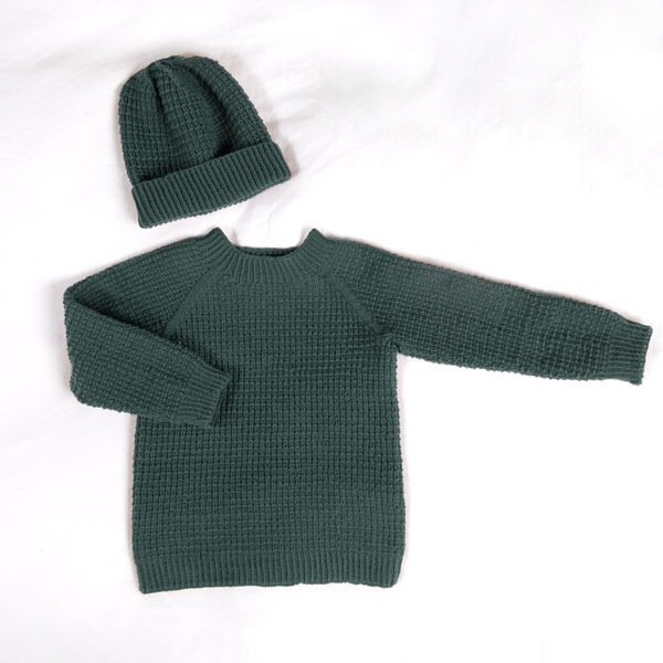 Strikkegenser Hugo med lue flere farger - garnpakke i Bluum Soft Merino Ull
