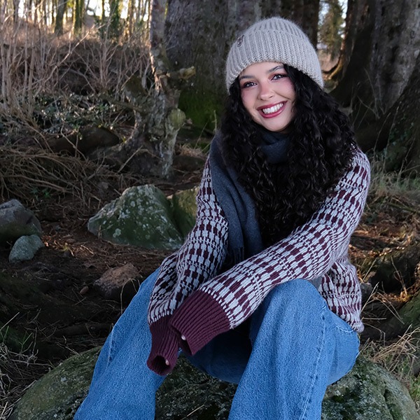 Strikkegenser Lerke til dame - garnpakke i Bluum Pure Eco Baby Wool