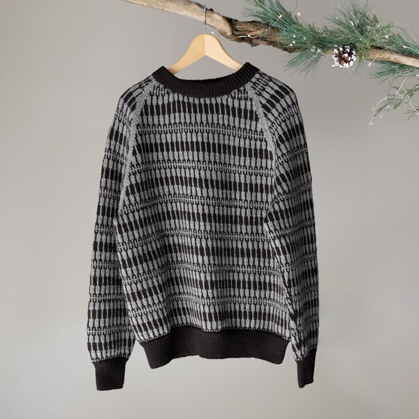 Strikkegenser Lerke til dame Koksgrå - garnpakke i Bluum Pure Eco Baby Wool