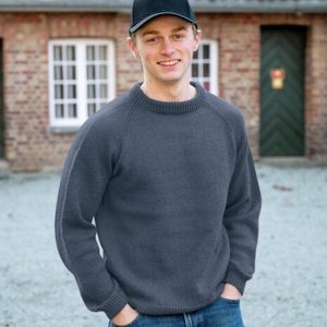 Strikkegenser Ultimate til herre - garnpakke i Bluum Soft Merino Ull