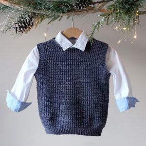 Strikkevest Hugo - garnpakke i Bluum Soft Merino Ull