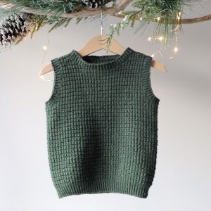 Strikkevest Hugo - garnpakke i Bluum Soft Merino Ull