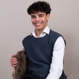 Strikkevest Robin til herre - garnpakke i Bluum Soft Merino Ull