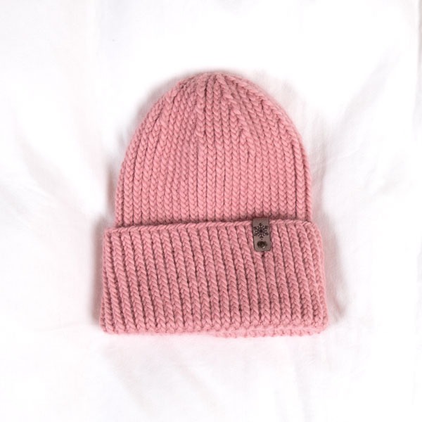 Strikk Lue i ribb voksen - garnpakke fra Bluum i Møy