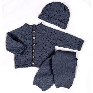 Strikkesett Babysett Madicken - garnpakke i Bluum Soft Merino Ull
