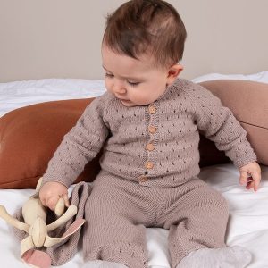 Strikkesett Babysett Madicken - garnpakke i Bluum Soft Merino Ull
