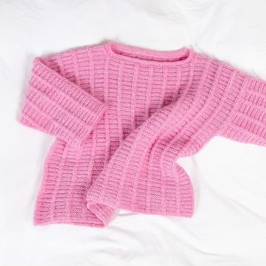 Strikkegenser Bjørk til dame - garnpakke fra Bluum i Fluffy