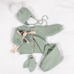 Strikkesett Babysett Hompetitten - garnpakke i Bluum Pure Eco Baby Wool
