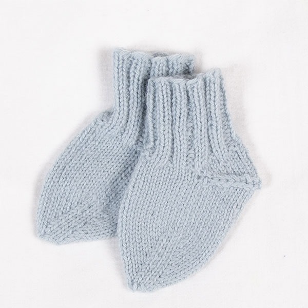 Strikkesett Babysett Hompetitten - garnpakke i Bluum Pure Eco Baby Wool