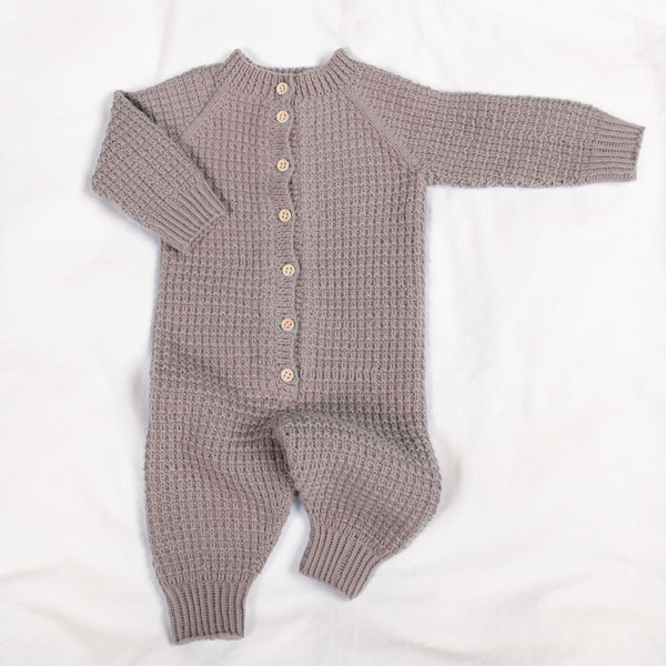 Strikkedress Hugo - garnpakke i Bluum Soft Merino Ull
