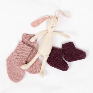 Strikkesett Rille m/bleiebukse og kyse - garnpakke i Bluum Pure Eco Baby Wool